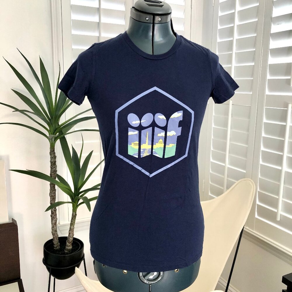Bella T-shirt made for 2018 IIIF Conference Washington DC, Academia Size Small